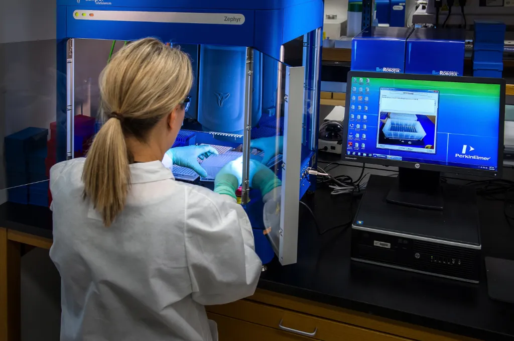 Vistrian - Life-Science - The technology backbone to create intelligent life sciences manufacturers