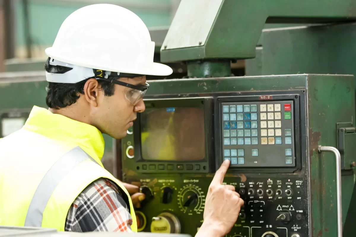 Predictive Analytics with Vistrian: Anticipating Equipment Failures Img